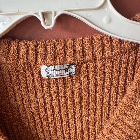 Free People Rust Orange Ribbed Button-Front Cropped Vest - Picture 3 of 4